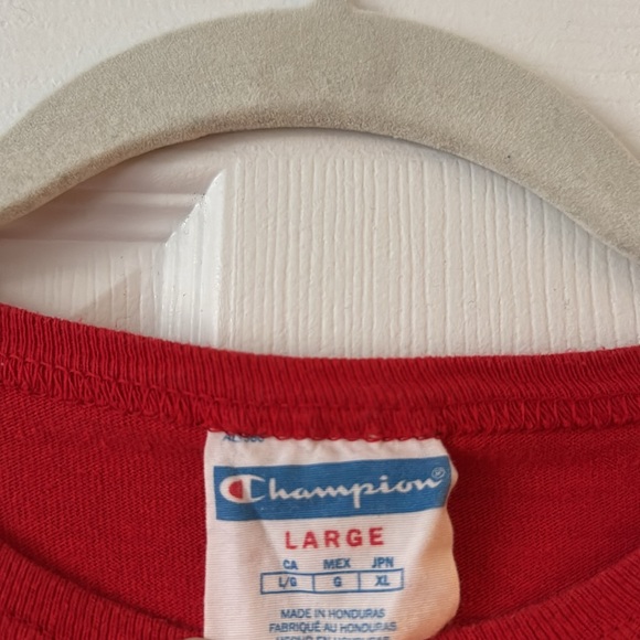 Champion T-Shirt - Picture 3 of 3